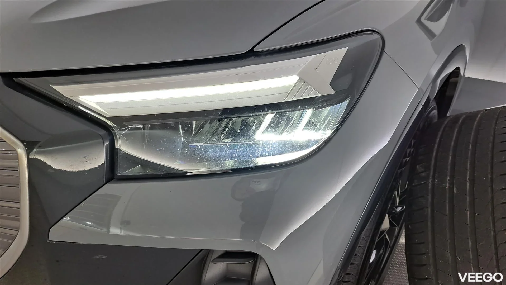 Audi Q4 e-tron 35 e-tron /TEHDASTAKUU VOIMASSA / NAVI / ADAPTIIVINEN VAKKARI / PERUUTUSKAMERA 125kW