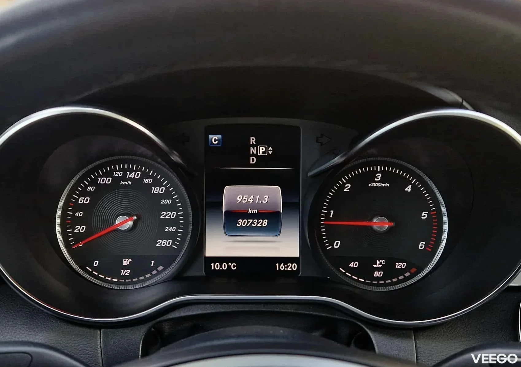 Mercedes-Benz C250 BLUETEC 2.1 150kW