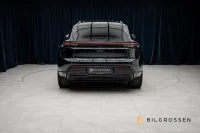 Porsche Macan Turbo Electric 585hk Burmester Hud P-Disp MOMS 430kW thumbnail