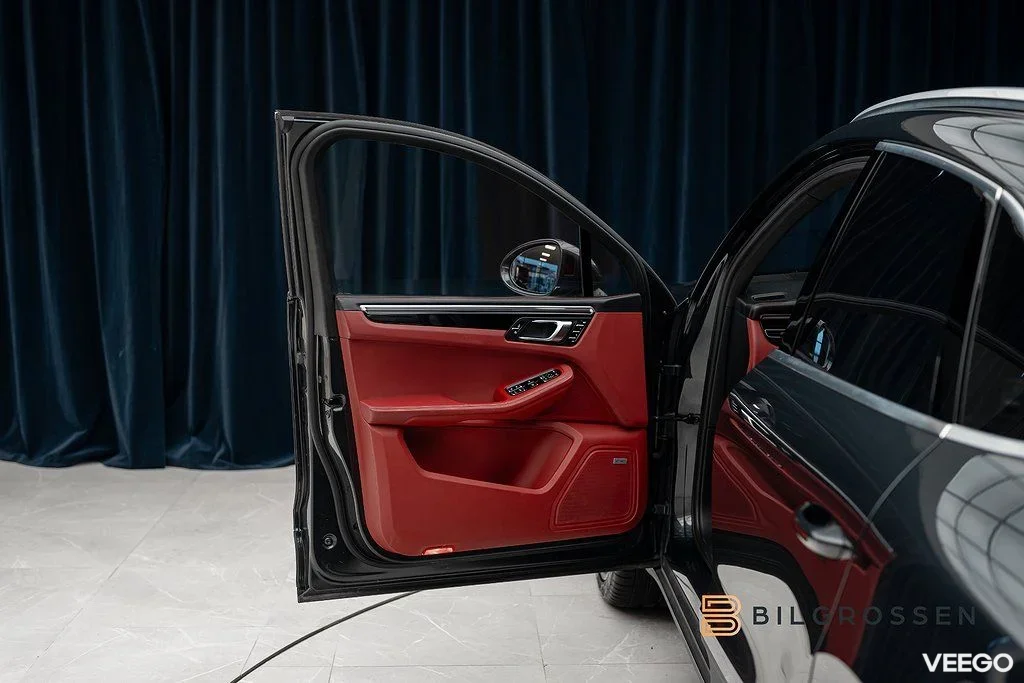 Porsche Macan S PDK 354hk Panorama Luftfjädring Bose Se Spec 260kW