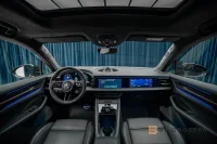 Porsche Macan Turbo Electric 585hk Burmester Hud P-Disp MOMS 430kW thumbnail