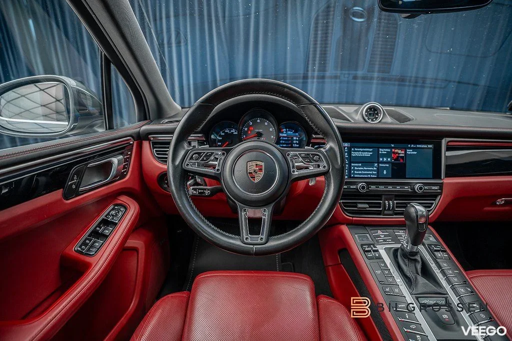 Porsche Macan S PDK 354hk Panorama Luftfjädring Bose Se Spec 260kW