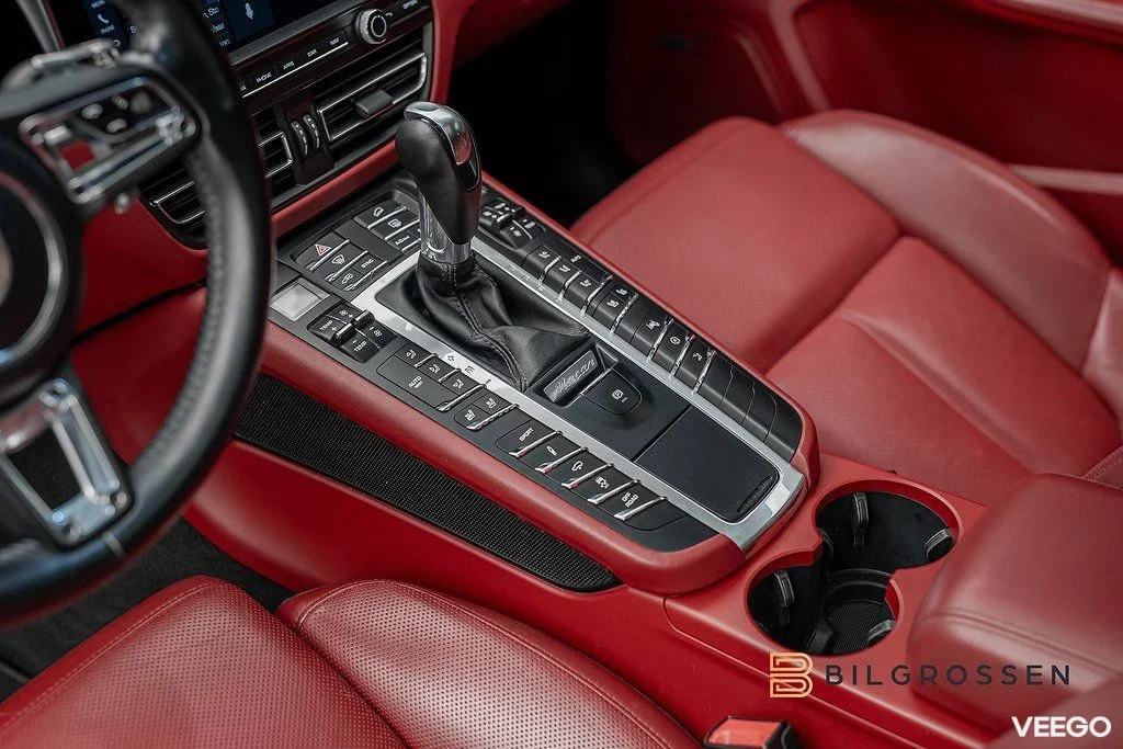 Porsche Macan S PDK 354hk Panorama Luftfjädring Bose Se Spec 260kW