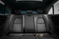 Porsche Macan Turbo Electric 585hk Burmester Hud P-Disp MOMS 430kW thumbnail