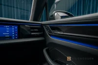 Porsche Macan Turbo Electric 585hk Burmester Hud P-Disp MOMS 430kW thumbnail