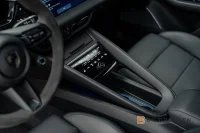 Porsche Macan Turbo Electric 585hk Burmester Hud P-Disp MOMS 430kW thumbnail