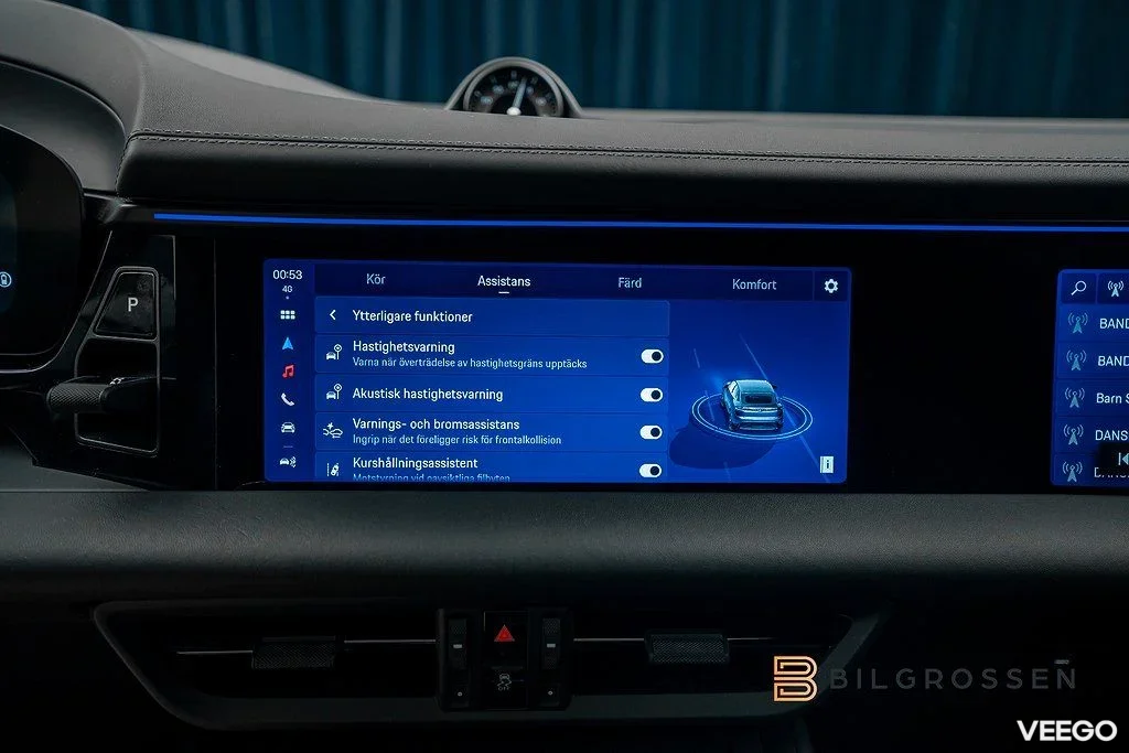 Porsche Macan Turbo Electric 585hk Burmester Hud P-Disp MOMS 430kW