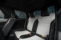 Land Rover Discovery D250 MHEV 249hk R Dynamic Pano 360 183kW thumbnail