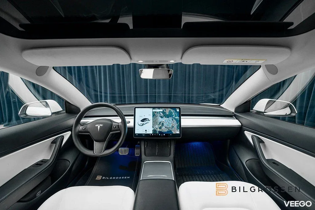 Tesla Model 3 Performance 513hk Autopilot Premium 377kW