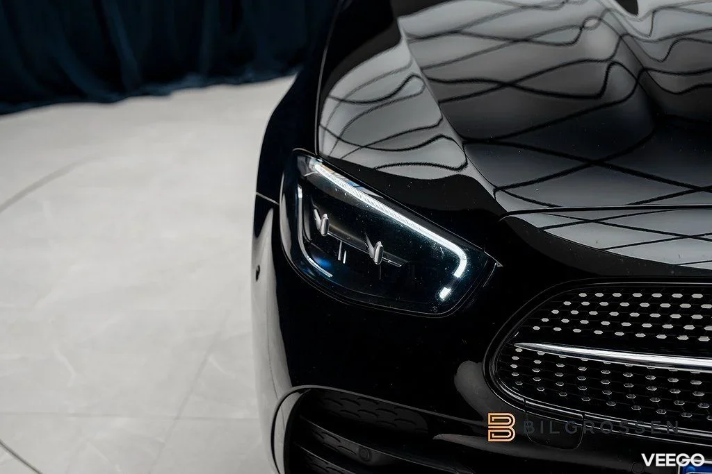 Mercedes-Benz E300 T de 306hk AMG Premium Plus P-Värm Drag 225kW