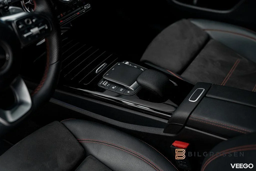 Mercedes-Benz CLA 250 e SB AMG Sport 218hk Nightpackage Drag 160kW