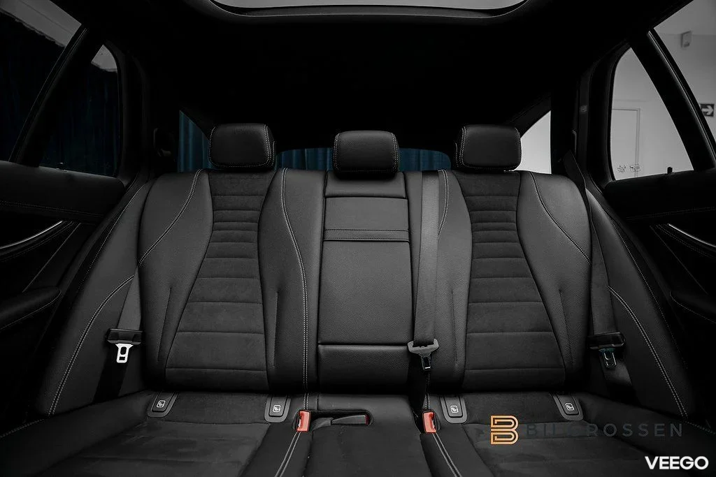 Mercedes-Benz E300 T de 306hk AMG Premium Plus P-Värm Drag 225kW