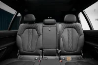 BMW X7 M60i xDrive M Sport Pro Executive SkyLounge B&W 390kW thumbnail