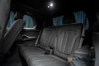 BMW X7 M60i xDrive M Sport Pro Executive SkyLounge B&W 390kW thumbnail