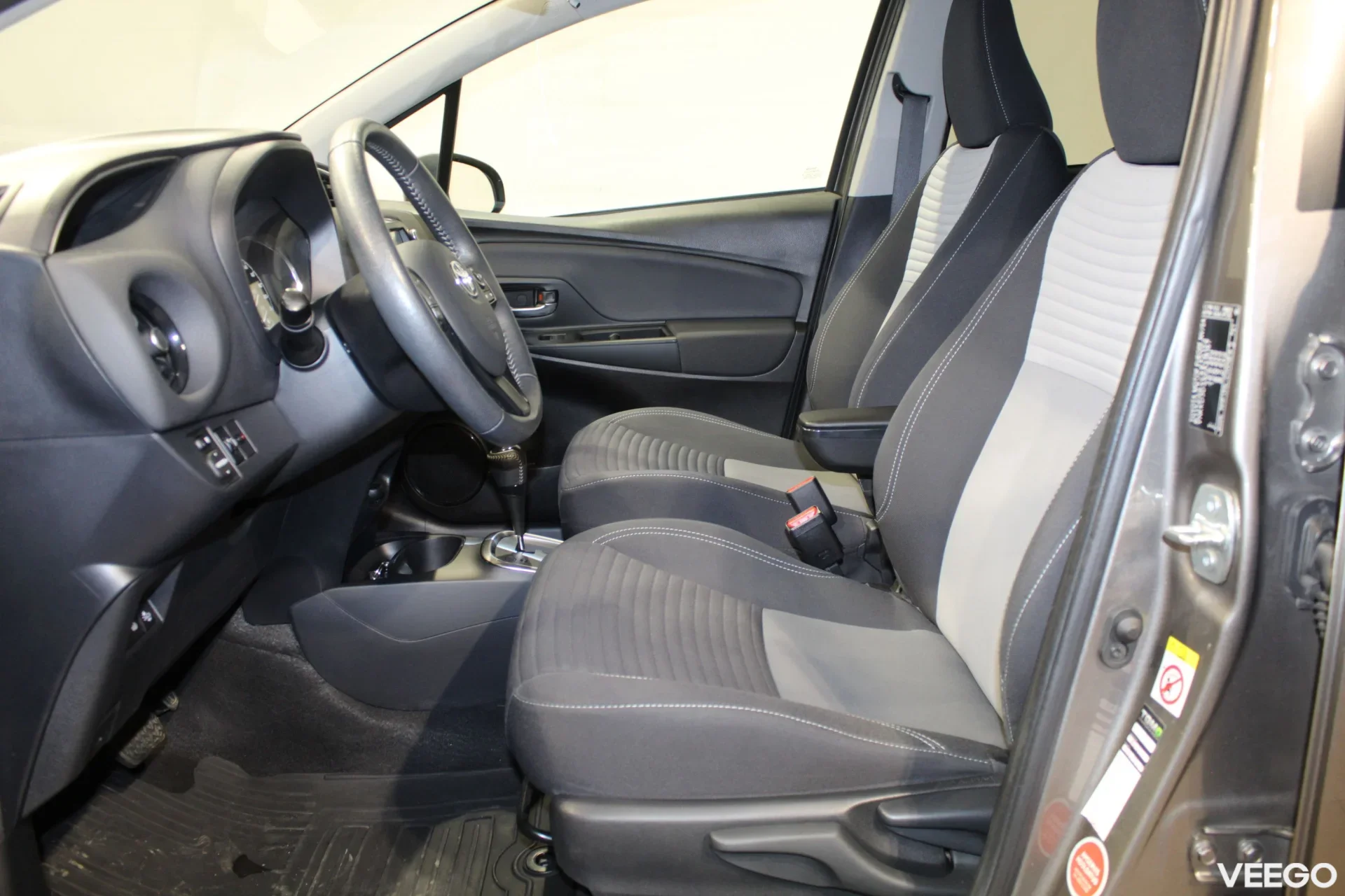 Toyota Yaris Active Plus Hybrid 1.5 54kW