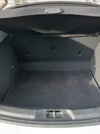 Volvo V40 1.6 84kW thumbnail