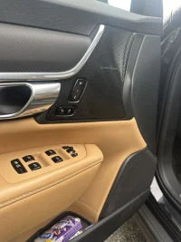 Volvo V90 Cross Country 2.0 140kW thumbnail