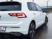 Volkswagen Golf GTE 1.4 180kW thumbnail