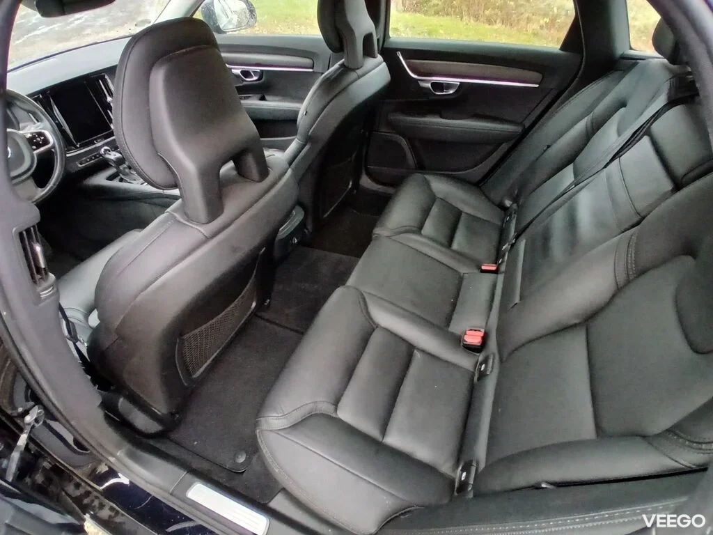 Volvo V90 Cross Country AWD 2.0 140kW