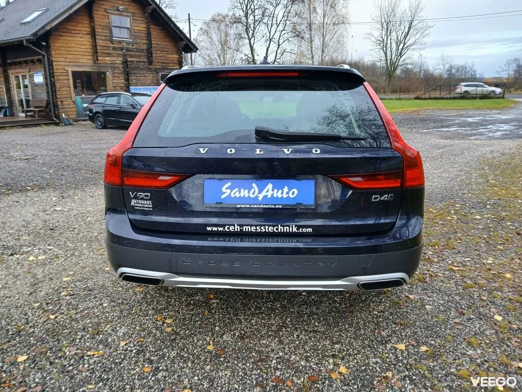 Volvo V90 Cross Country AWD 2.0 140kW