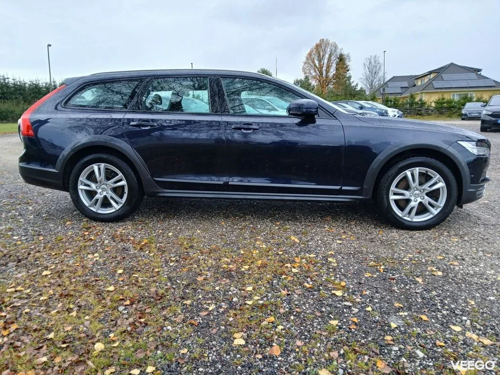 Volvo V90 Cross Country AWD 2.0 140kW