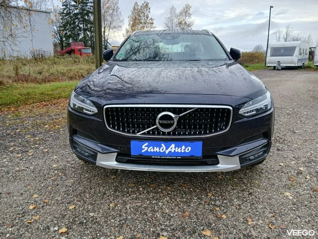 Volvo V90 Cross Country AWD 2.0 140kW