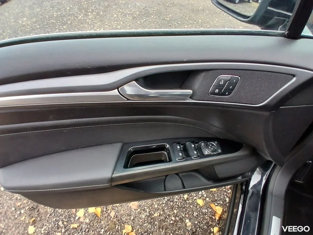 Ford Mondeo Titanium 2.0 132kW