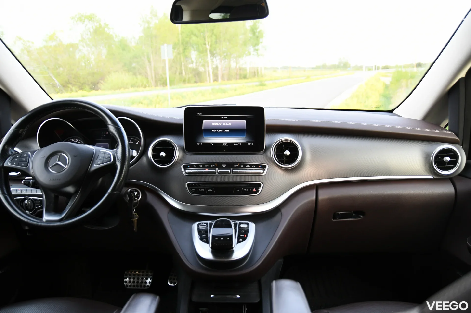 Mercedes-Benz V class A3 2.1 140kW