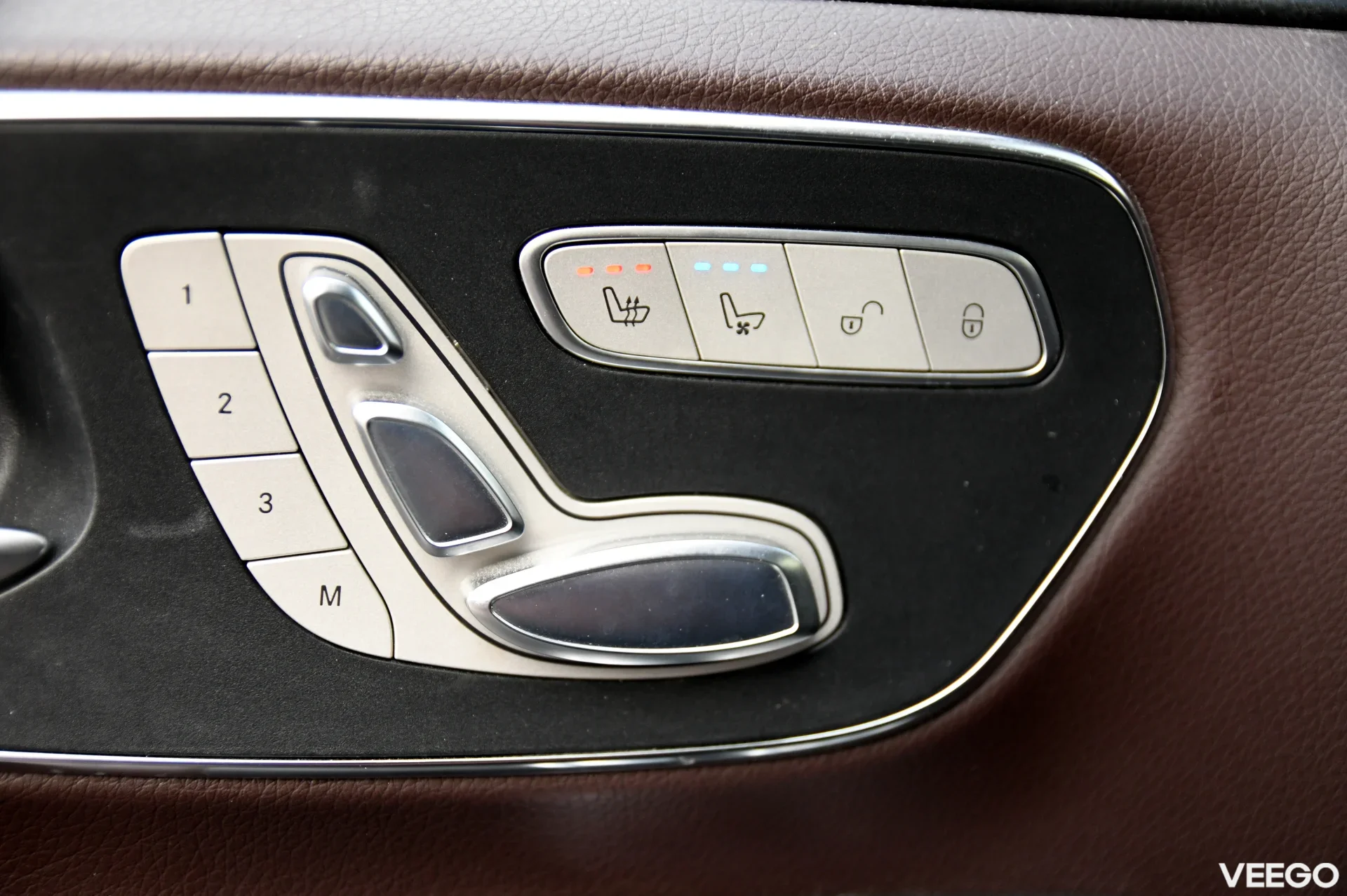 Mercedes-Benz V class A3 2.1 140kW
