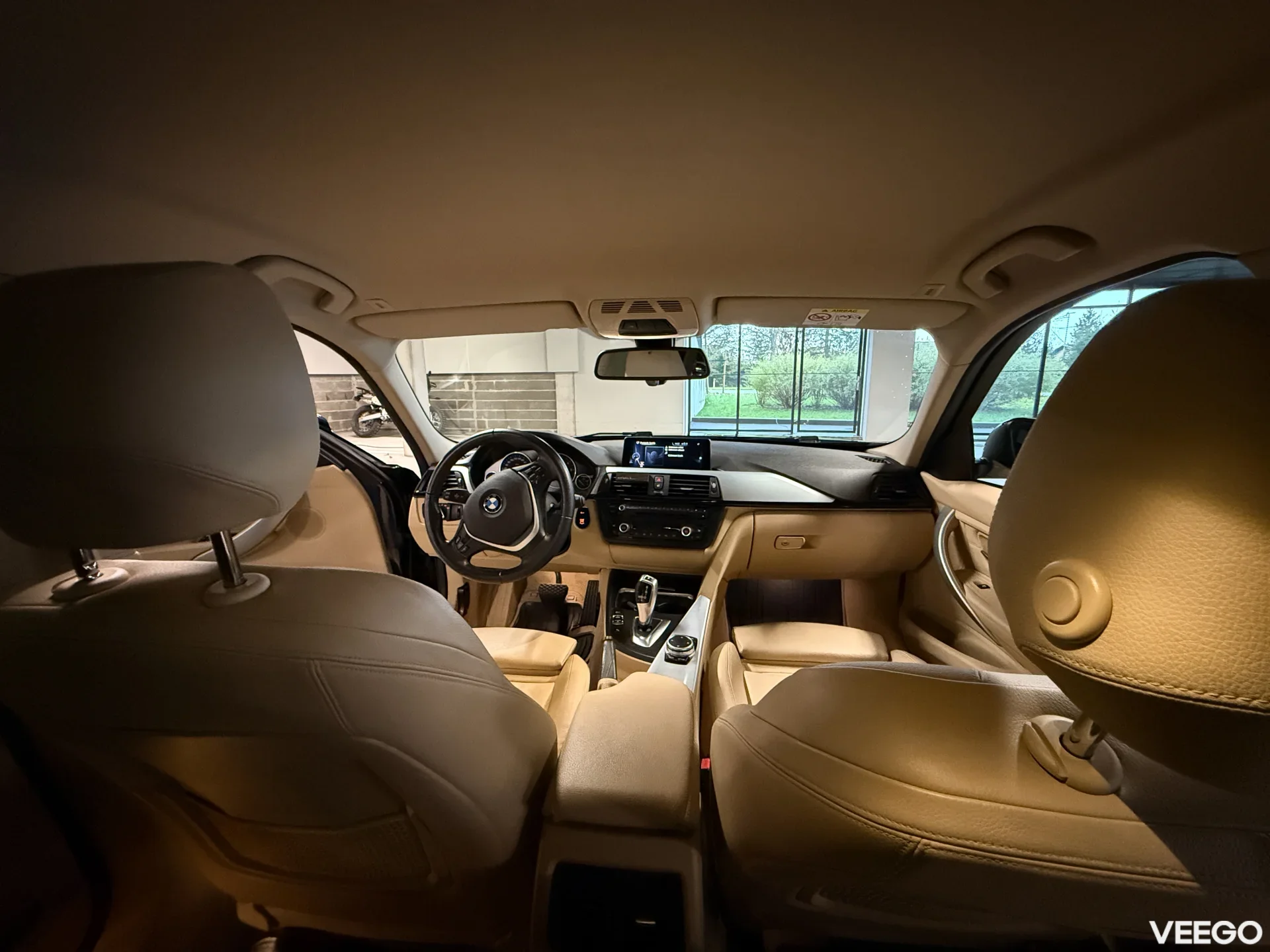 BMW 330 High Executive 3.0 190кВ 3.0 190kW