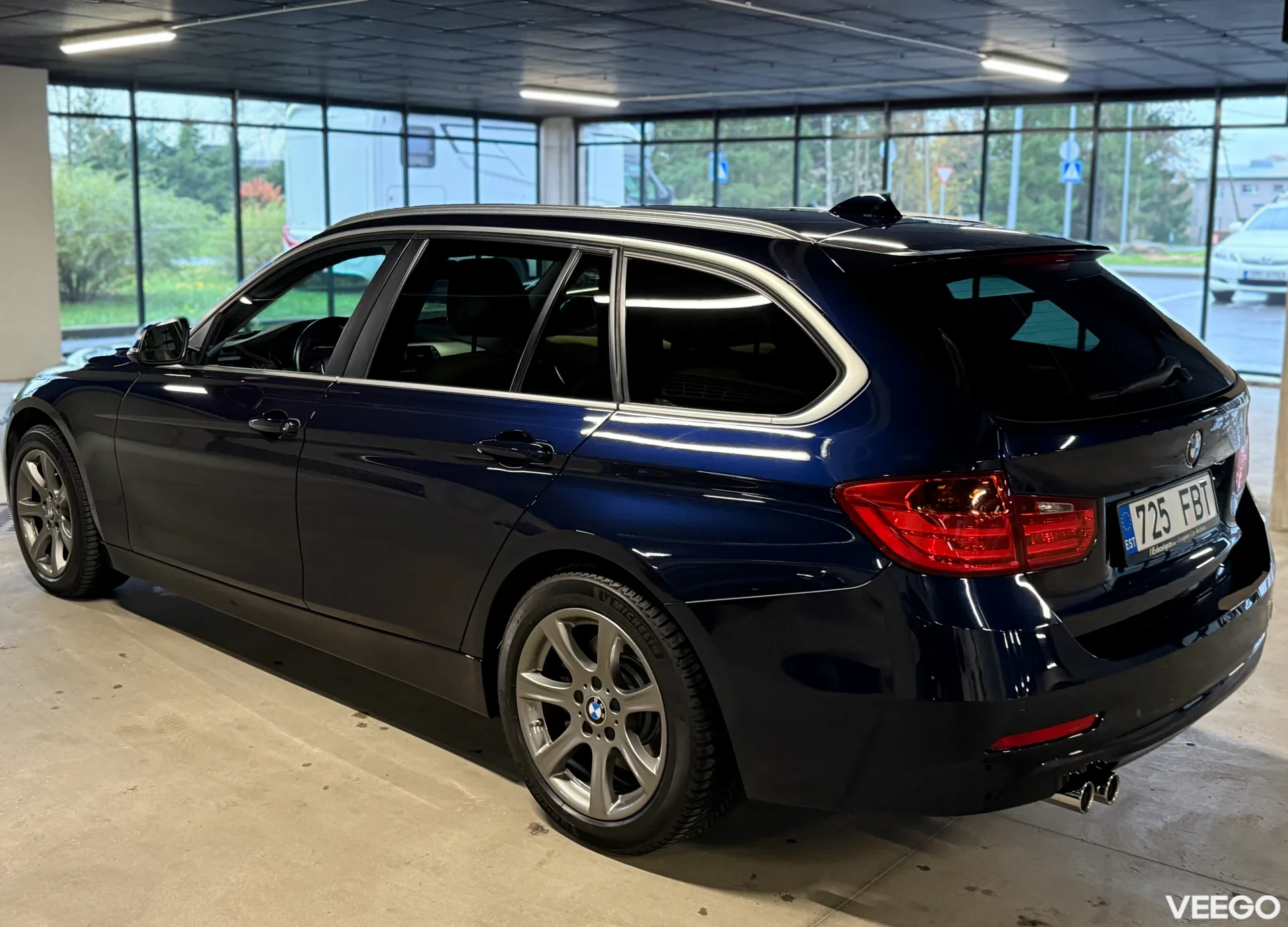 BMW 330 High Executive 3.0 190кВ 3.0 190kW