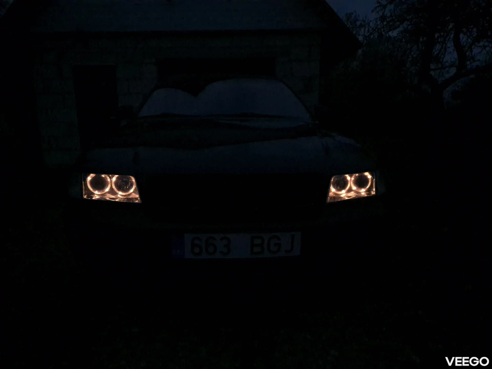 Audi A4 B5 2.4 121kW