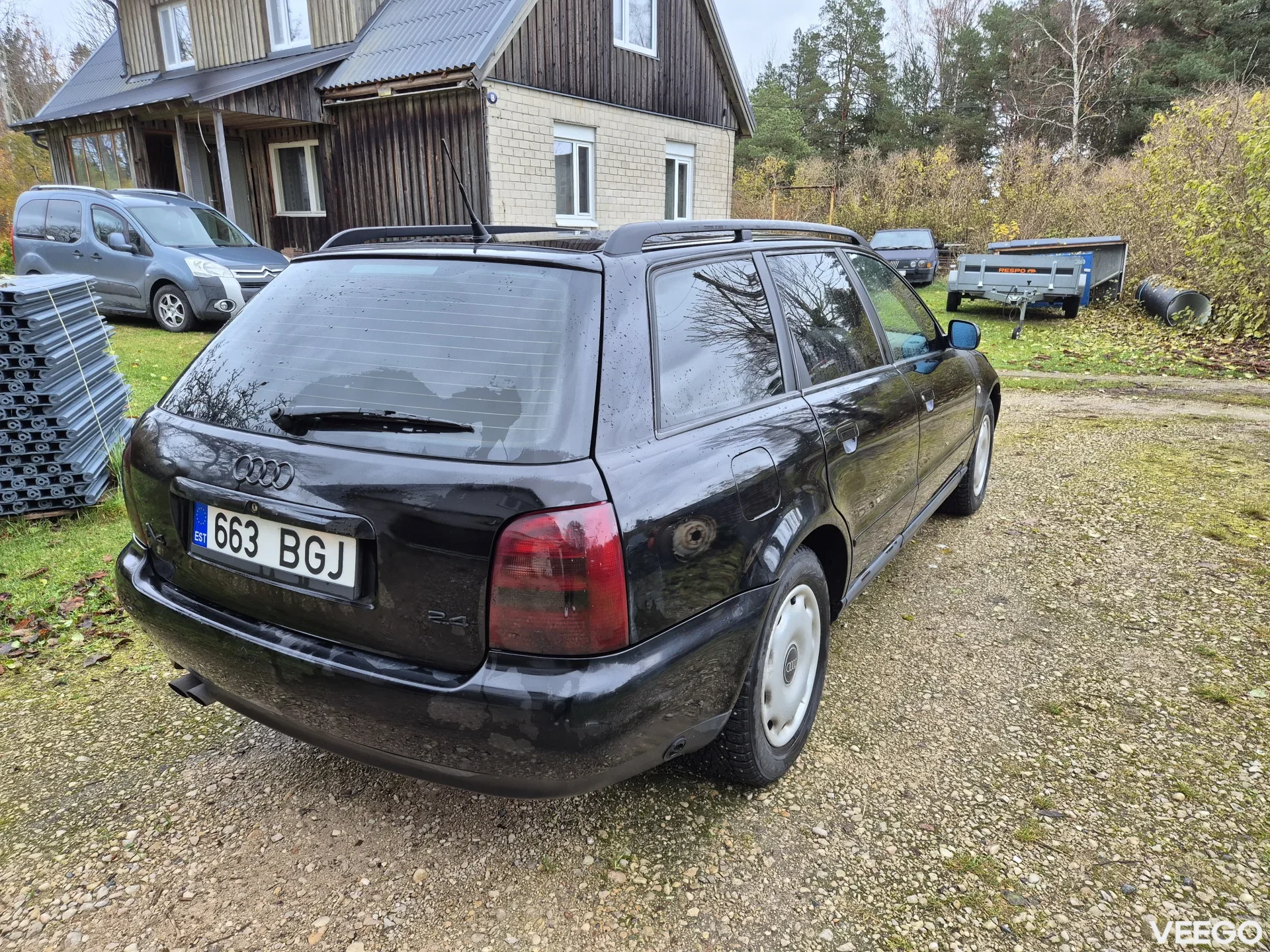 Audi A4 B5 2.4 121kW