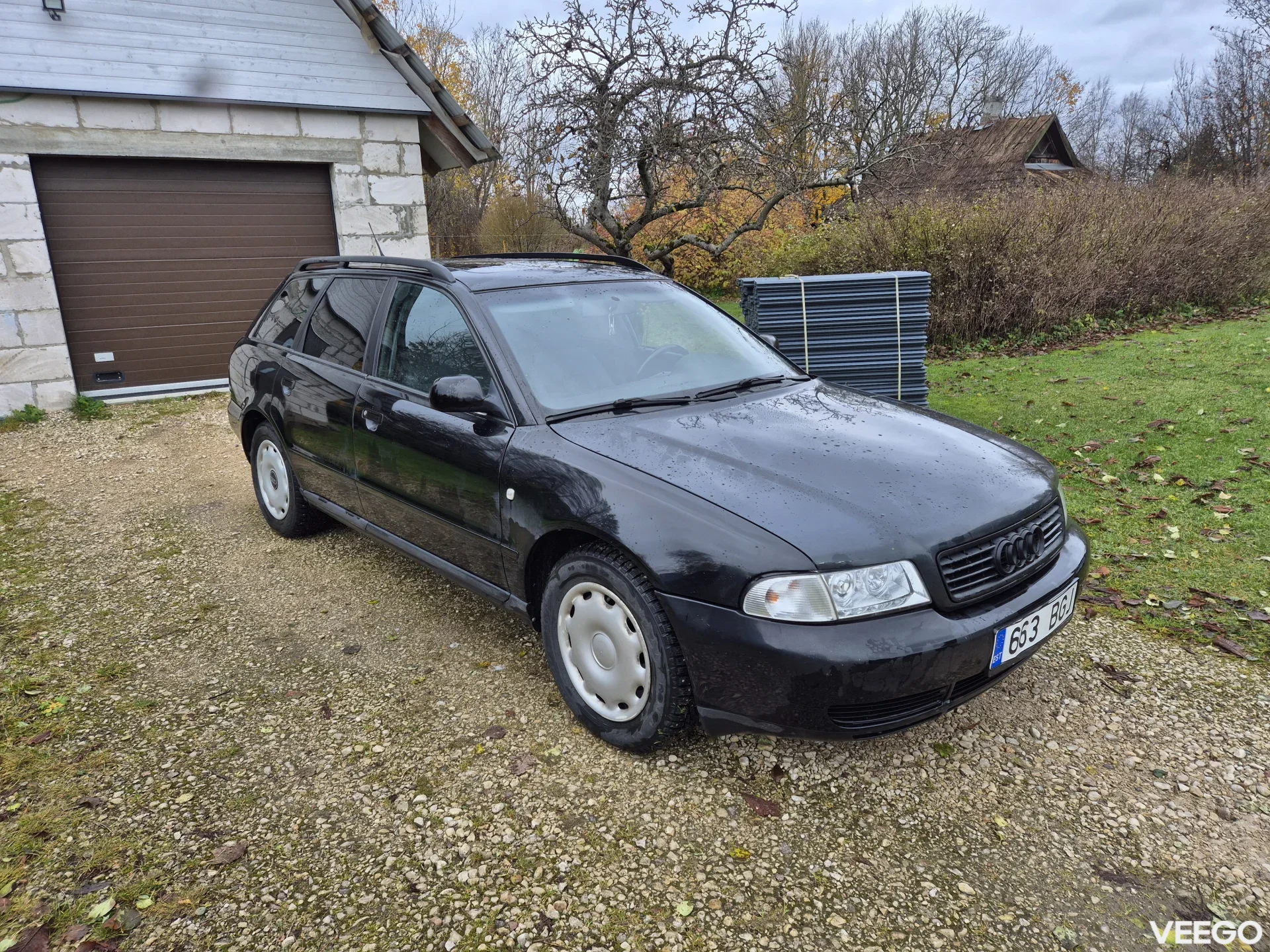 Audi A4 B5 2.4 121kW