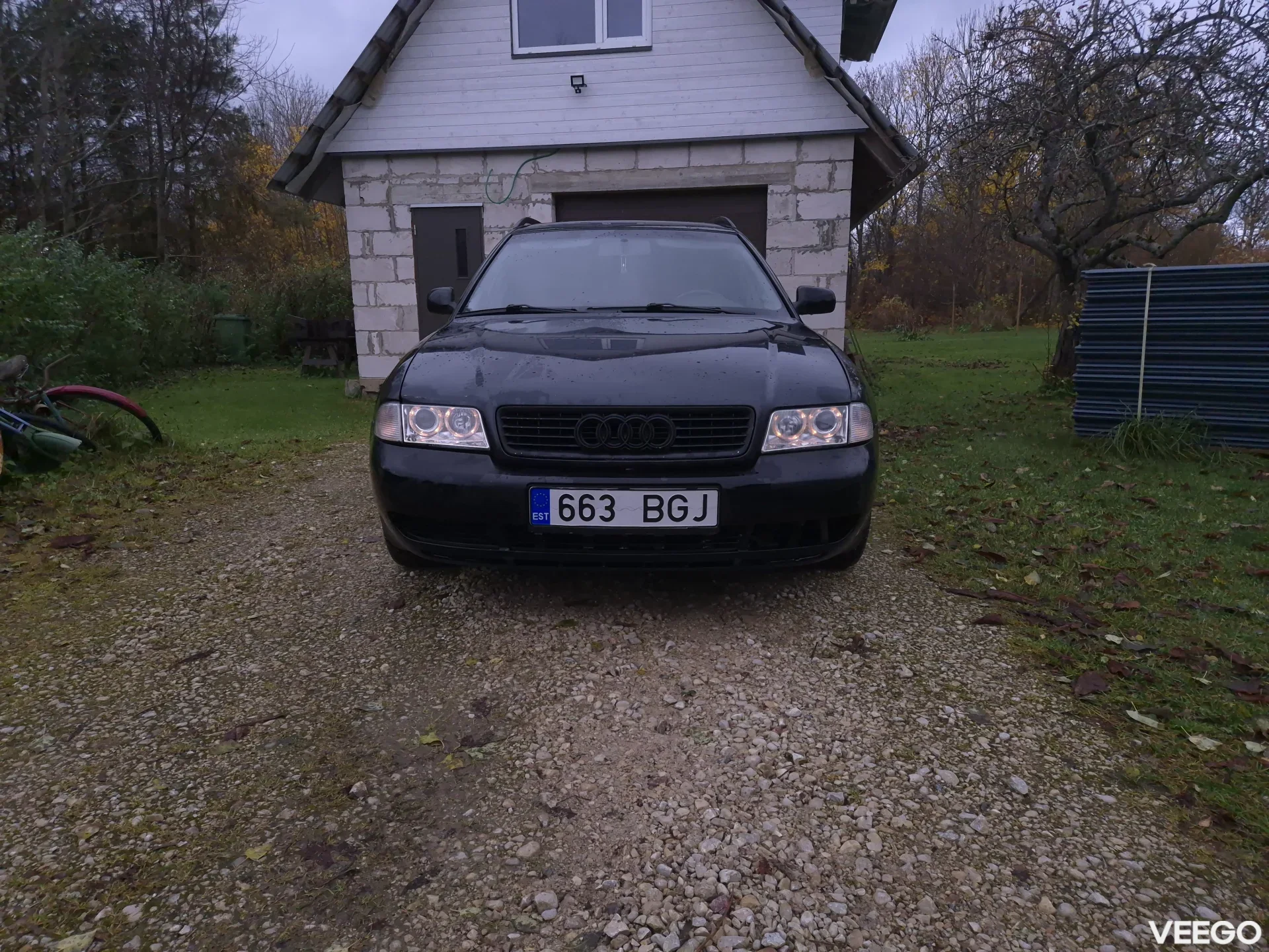 Audi A4 B5 2.4 121kW