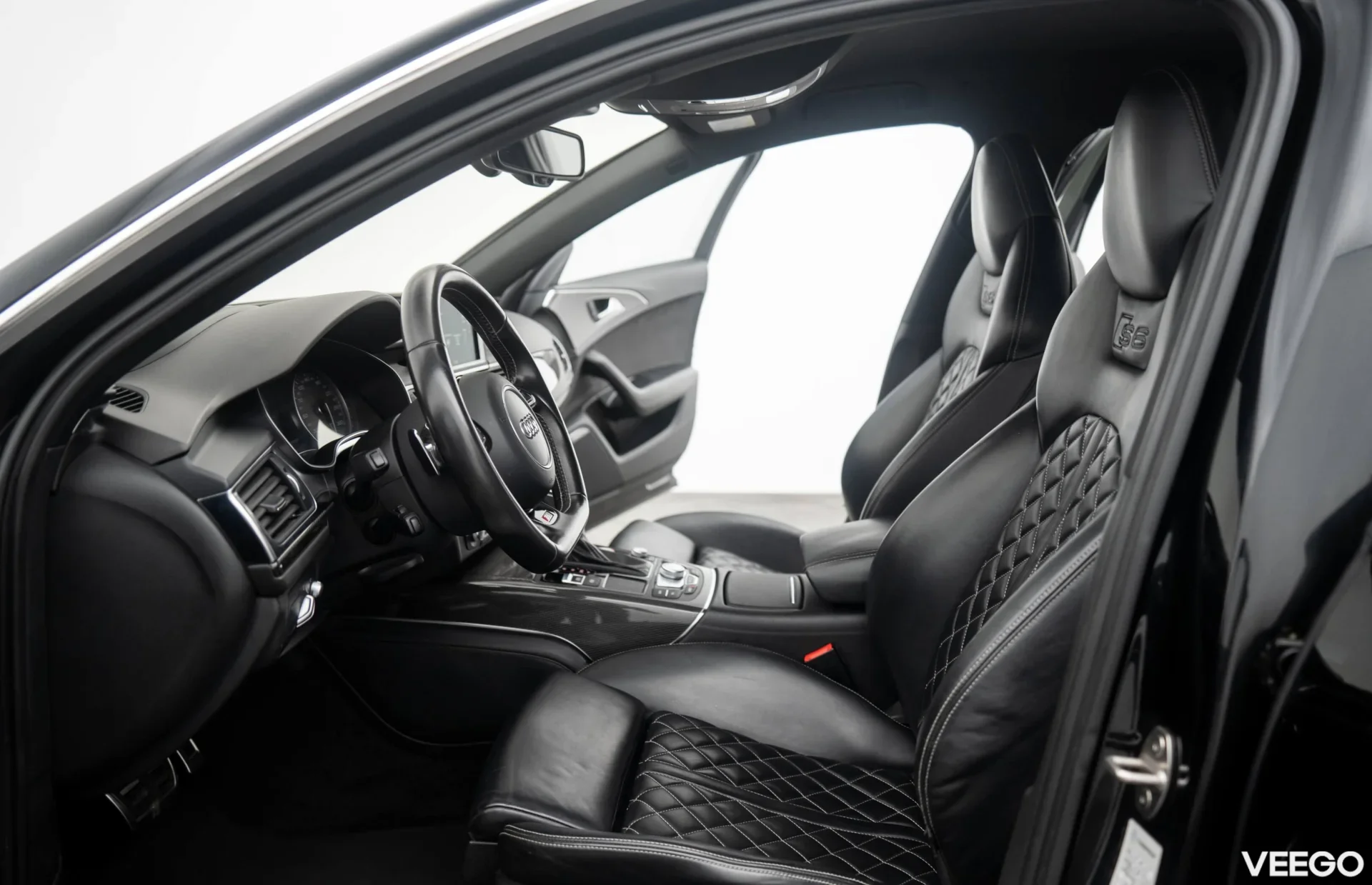 Audi S6 Avant Quattro 4.0 331kW