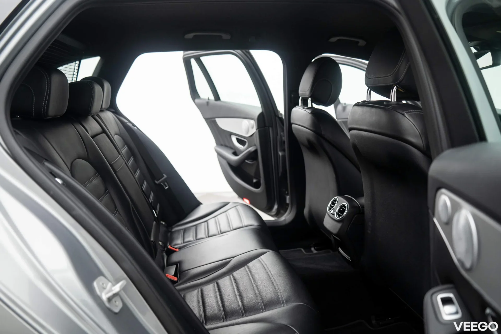 Mercedes-Benz C350 e Plug-in Hybrid 2.0 205kW