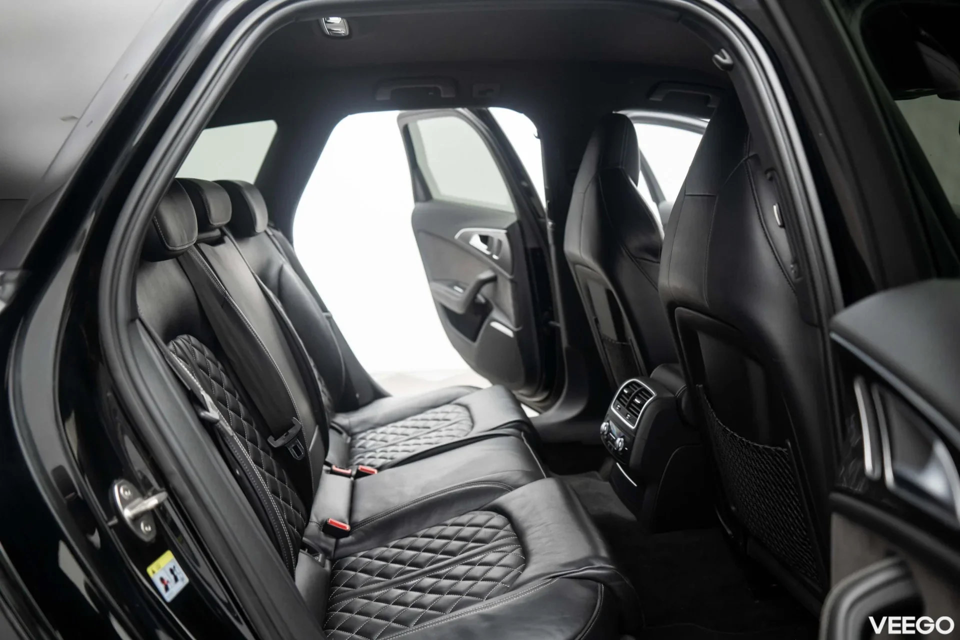 Audi S6 Avant Quattro 4.0 331kW