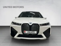 BMW iX Sportpakett 385kW thumbnail