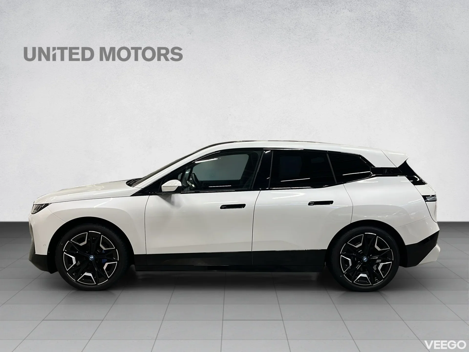 BMW iX Sportpakett 385kW