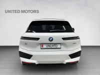 BMW iX Sportpakett 385kW thumbnail