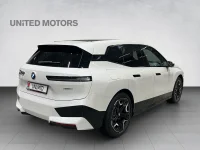 BMW iX Sportpakett 385kW thumbnail