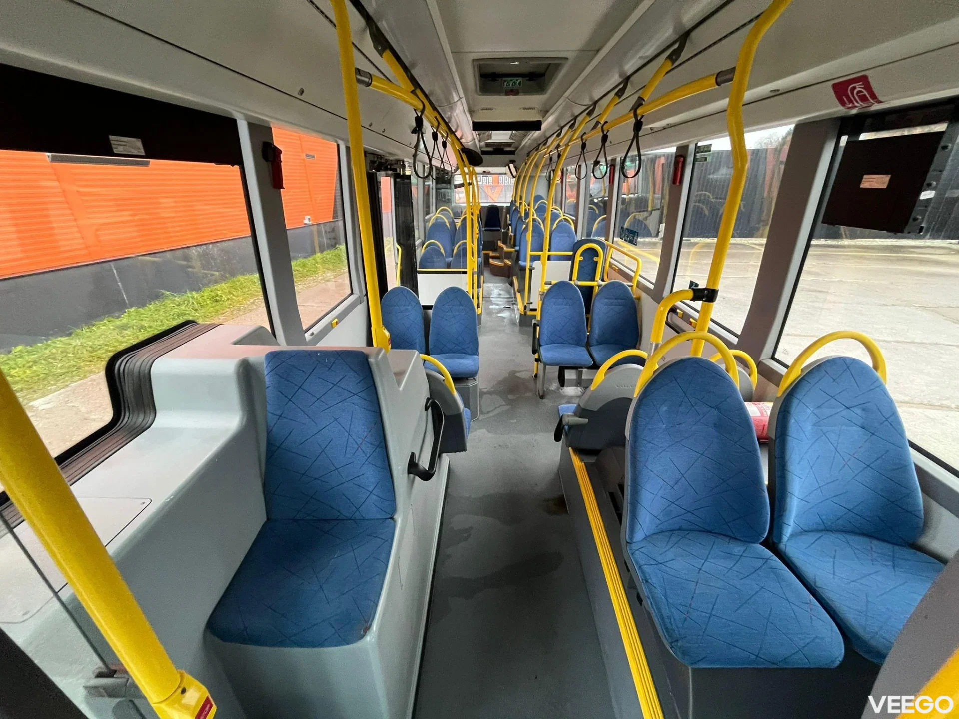 Volvo B5LH HYBRID / AC / AUXILIARY HEATING / WHEELCHAIR RAMP 177kW