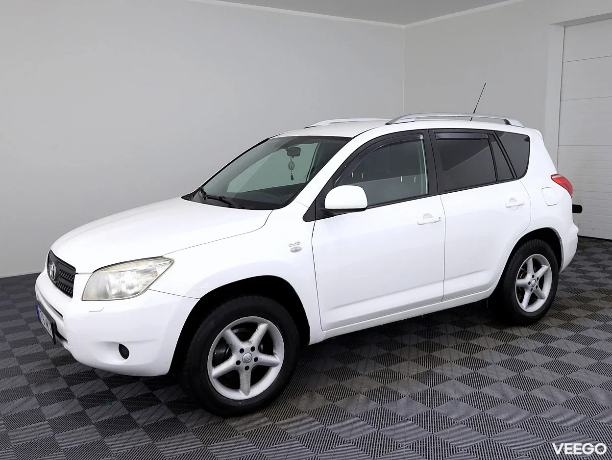 Toyota RAV4 2.2 100kW