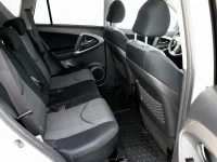 Toyota RAV4 2.2 100kW thumbnail