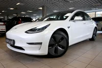 Tesla Model 3 AWD / AUTOPILOT / Long Range Dual / FULL 366kW thumbnail