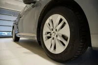 Skoda Octavia AMBITION HB 1 81kW thumbnail