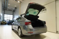 Skoda Octavia AMBITION HB 1 81kW thumbnail