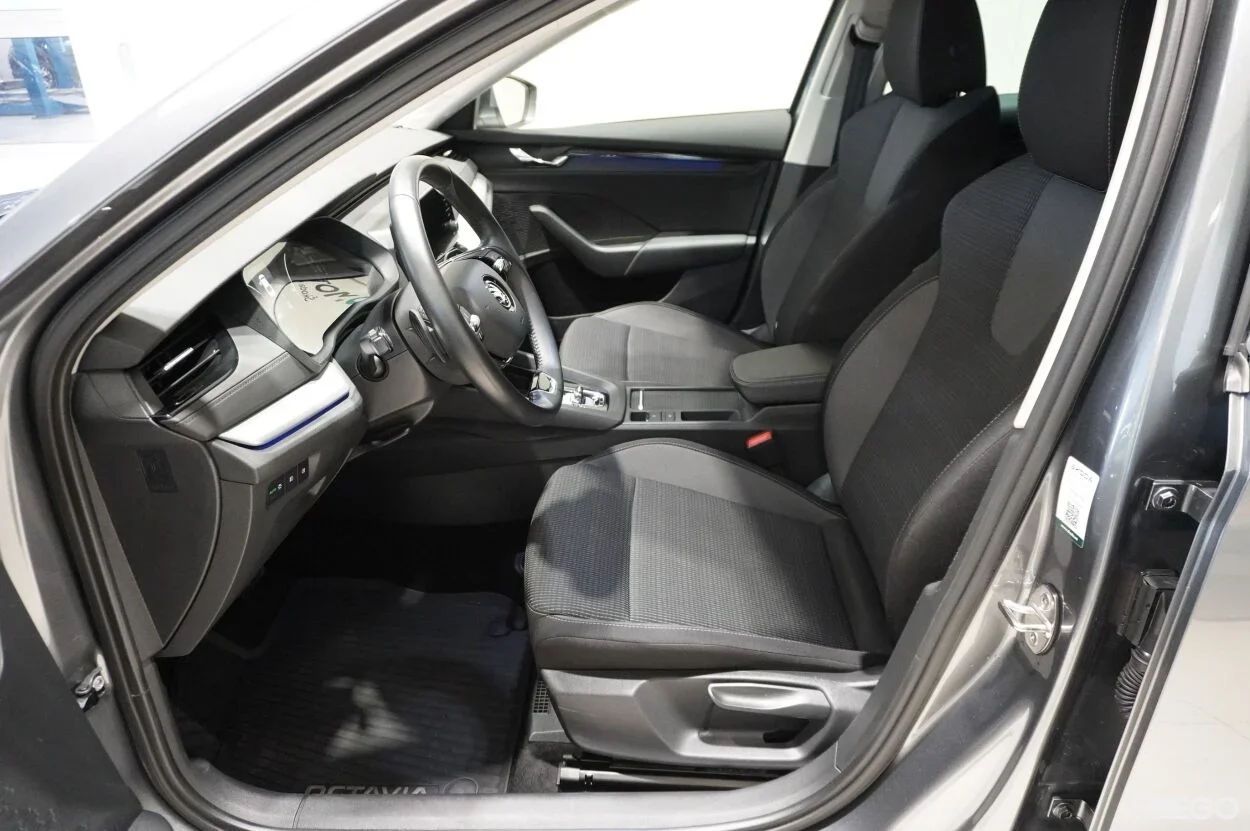 Skoda Octavia AMBITION HB 1 81kW