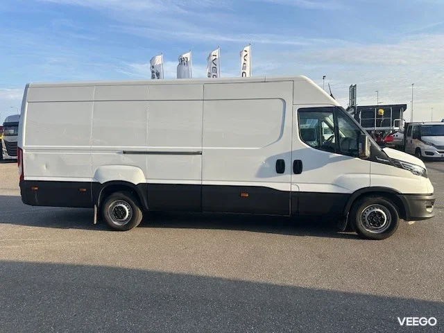 Iveco Daily  3518HA8 V Hi-Matic 16m 3 129kW